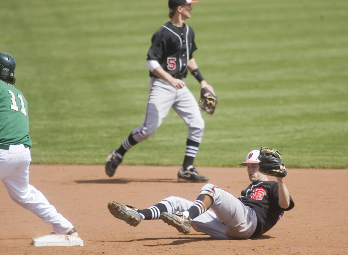 Spanish Fork baseball talks back with bats News, Sports, Jobs Daily
